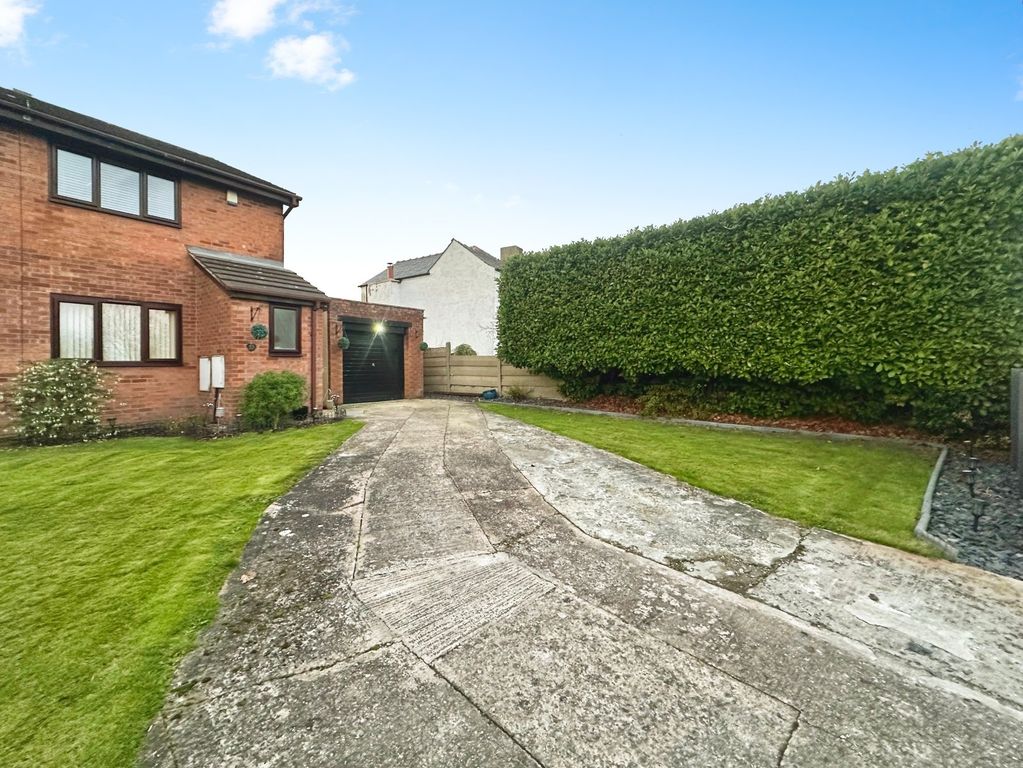 Property photo 2 of 12 Picture No. 03