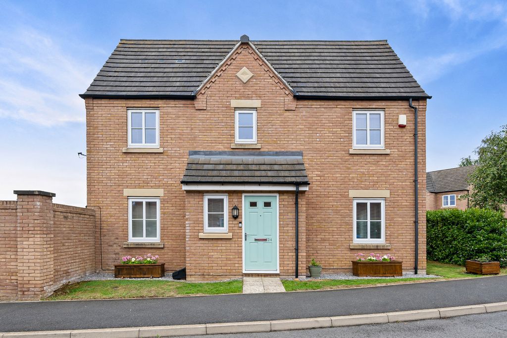 Property photo 1 of 30