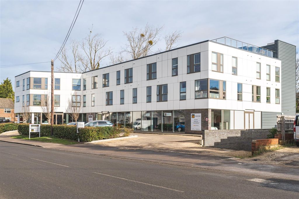 Property photo 1 of 15 Chalk Place-19.Jpg