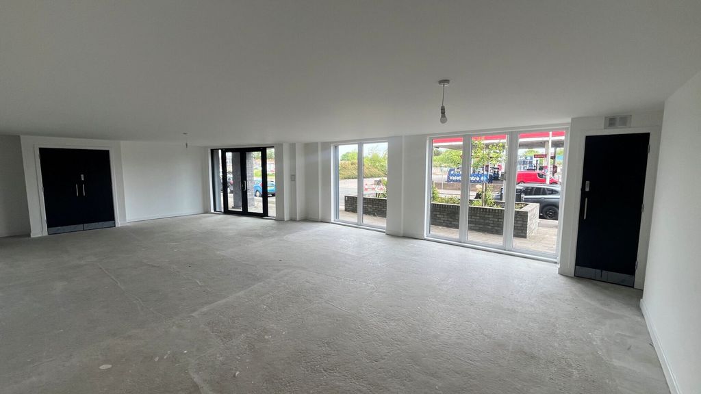 Property photo 3 of 4 Allied-Surveyors-Scotland-Retail-03