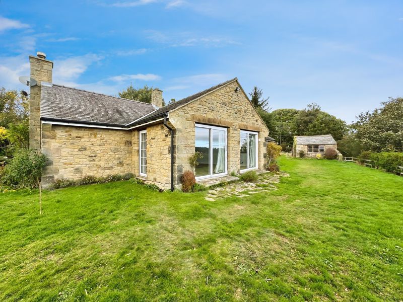 Property photo 1 of 12 Photo 5