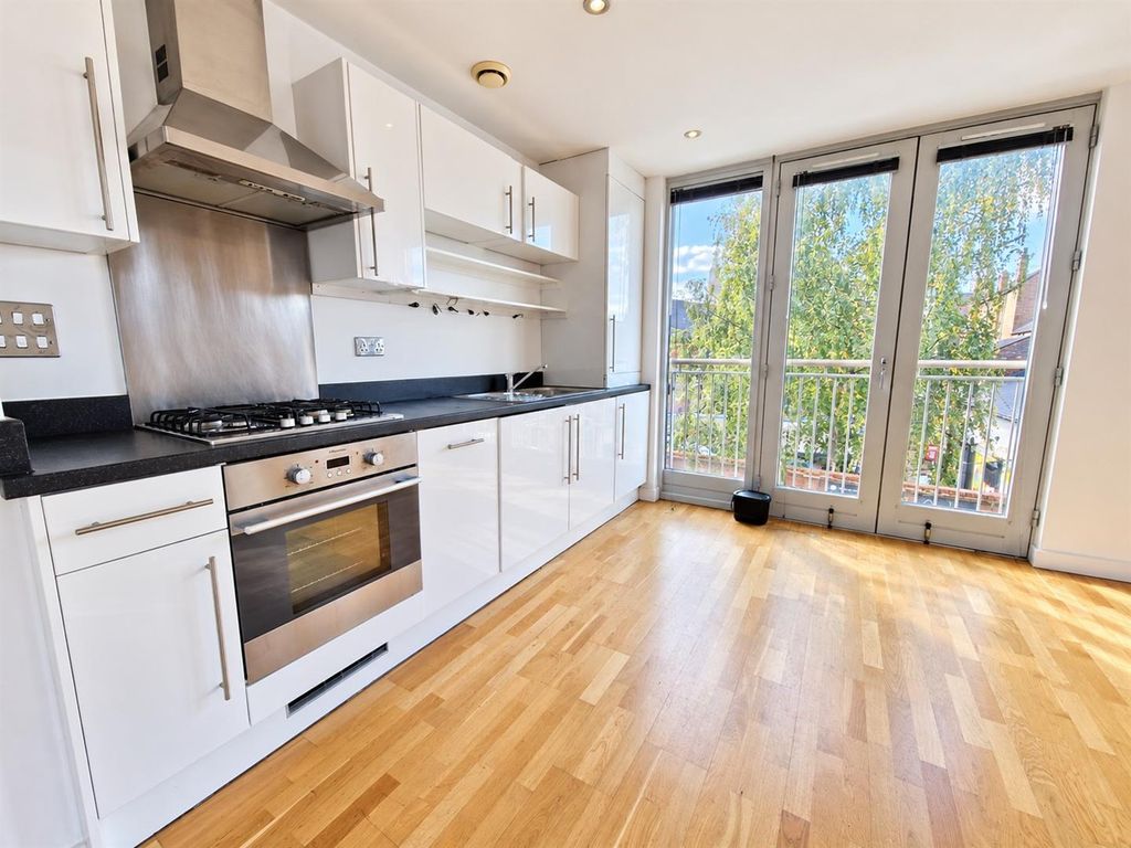 Property photo 2 of 13 Kitchen