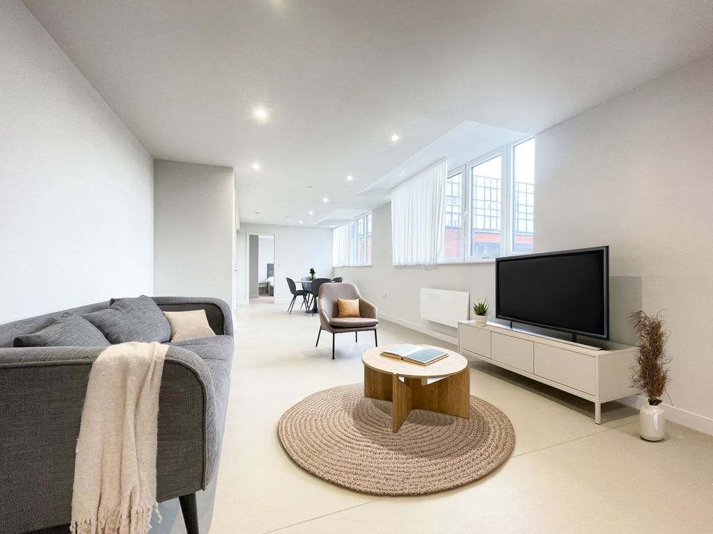 Property photo 3 of 23