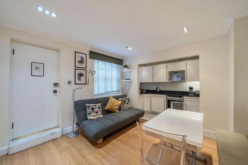 Property photo 3 of 14 Reception Room