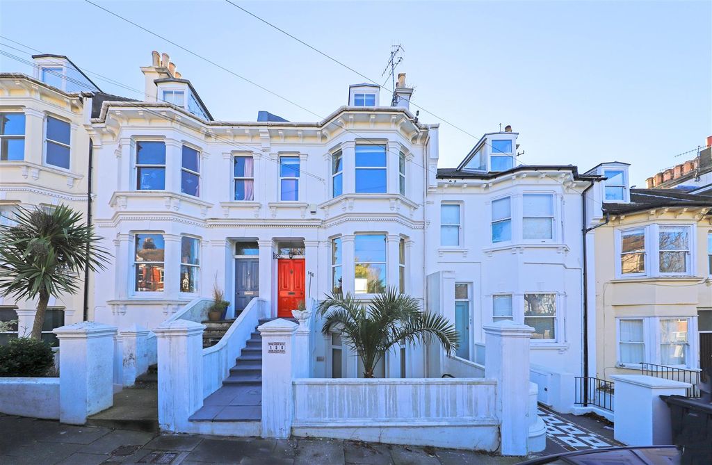 Property photo 1 of 23 Nicholas James Springfield Front_.Jpg