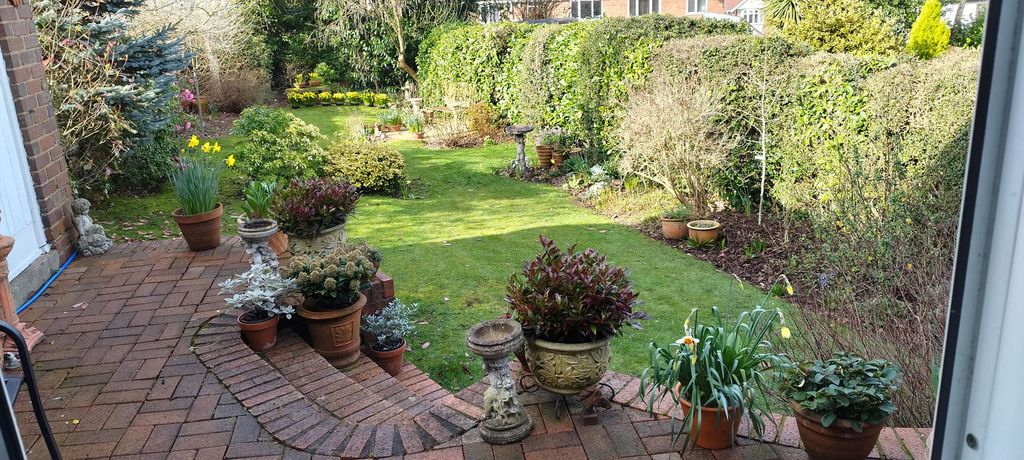 Property photo 2 of 58