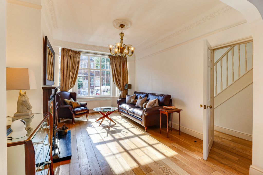 Property photo 3 of 46