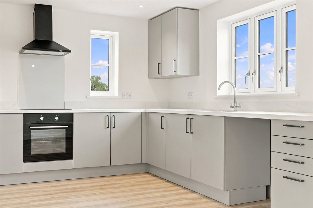 Property photo 2 of 12 Picture No. 04