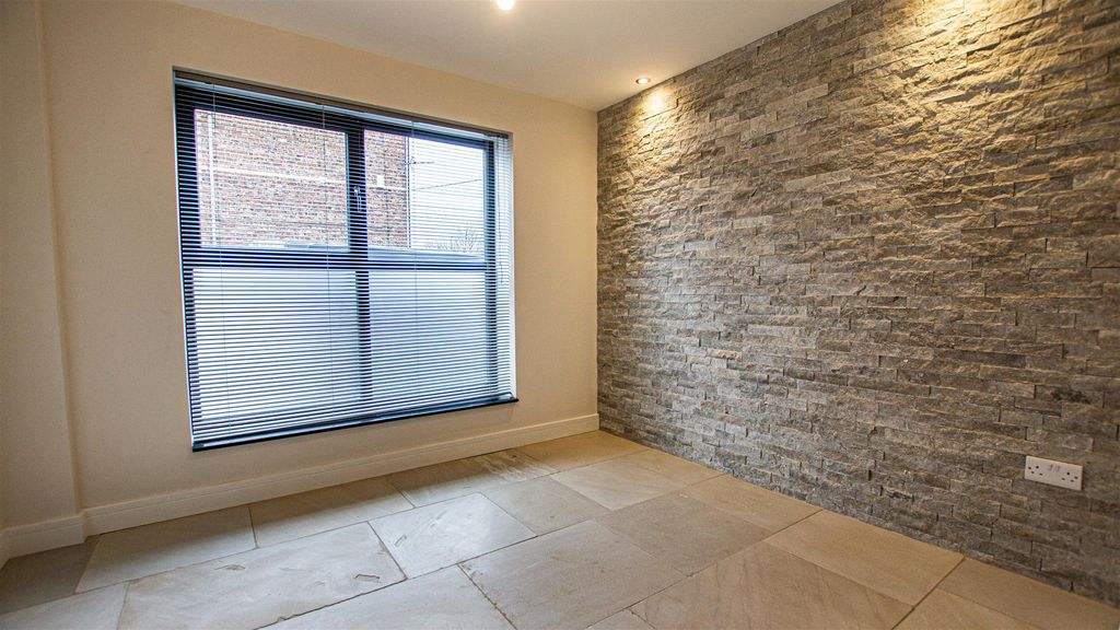 Property photo 2 of 7 Dsc02135.Jpg