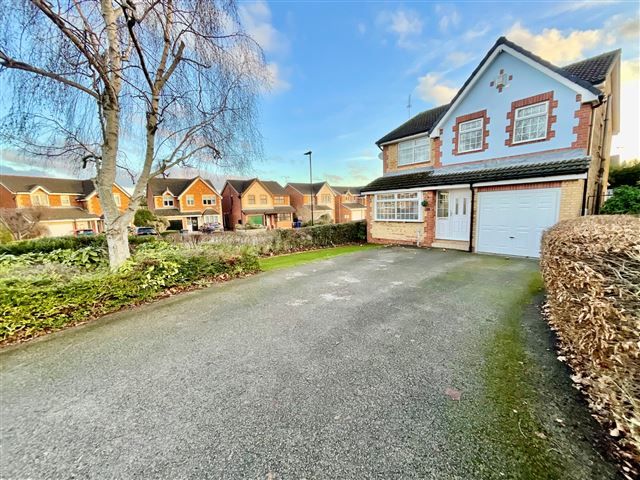 Property photo 1 of 21 Front