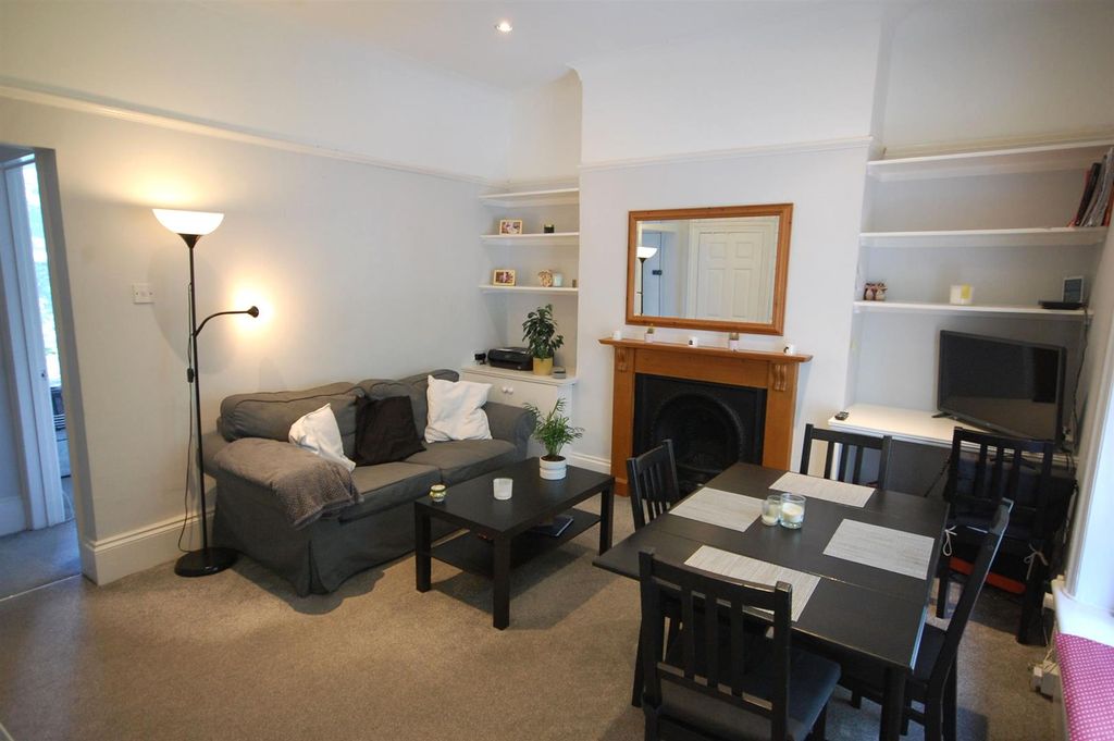 Property photo 3 of 6