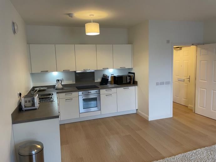 Property photo 3 of 9 Kitchen