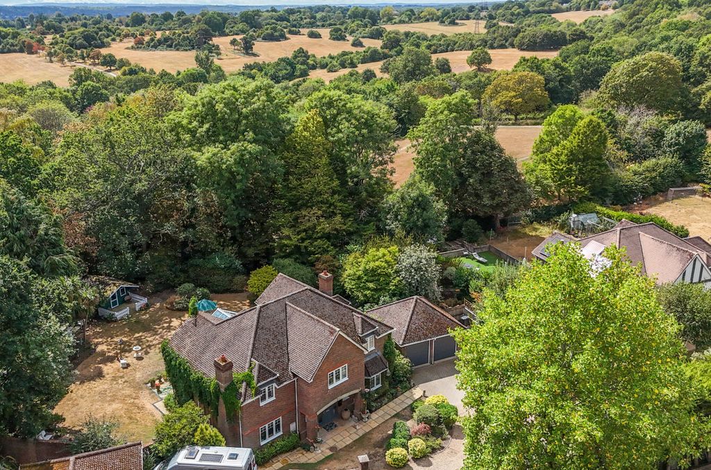 Property photo 2 of 23 7-6A85Cb8A2A200-1...