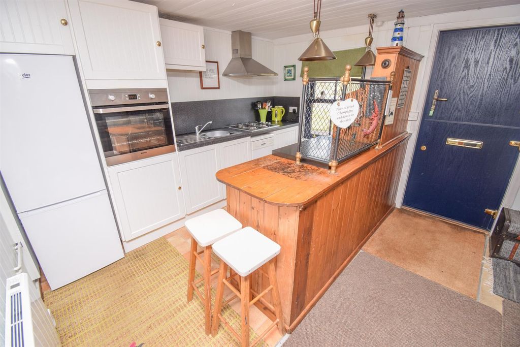 Property photo 2 of 13 Open Plan Kitchen-Lounge-2.Jpg