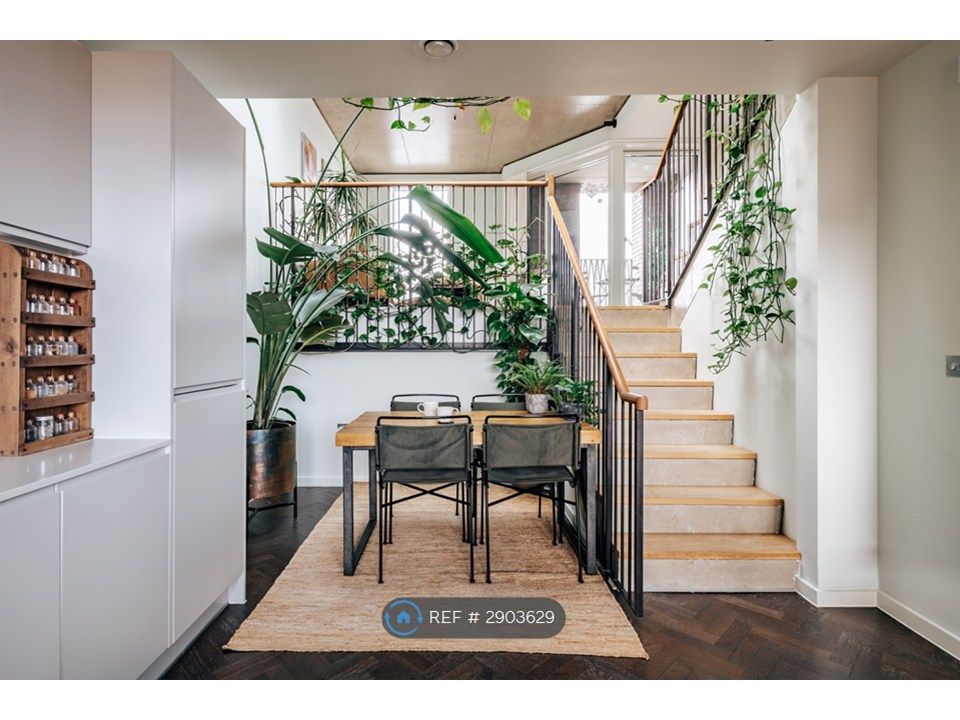 Property photo 1 of 35