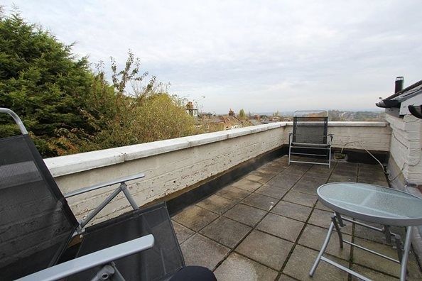 Property photo 3 of 11 Picture No. 18