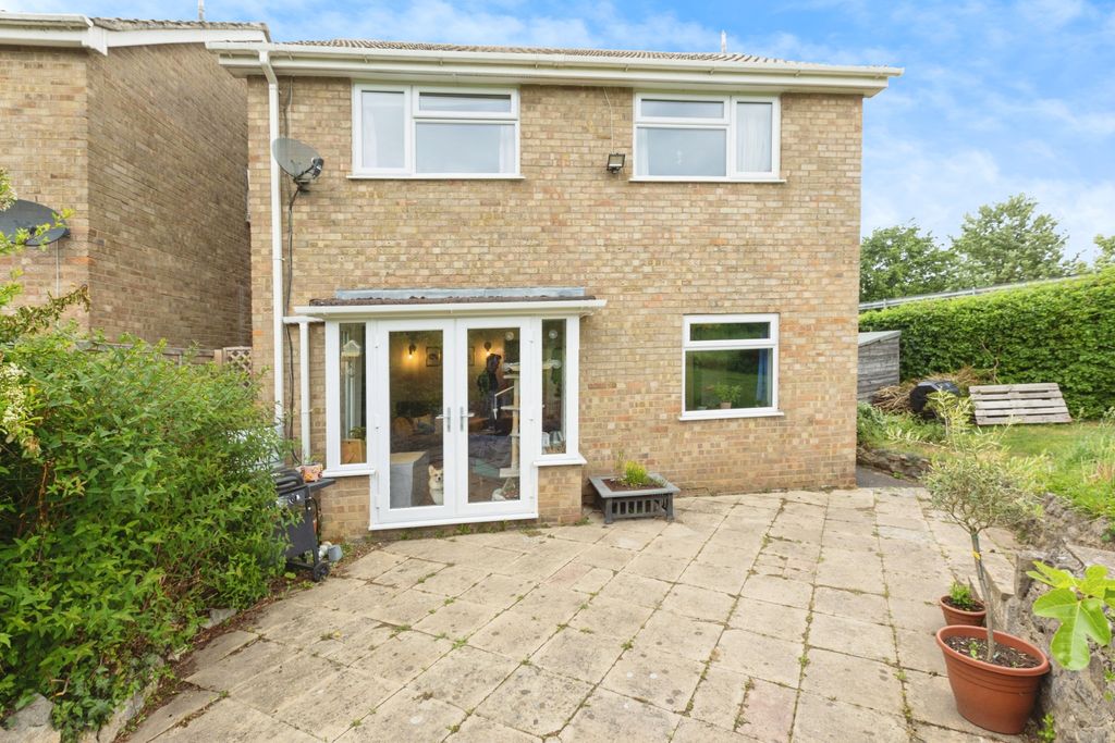 Property photo 2 of 15