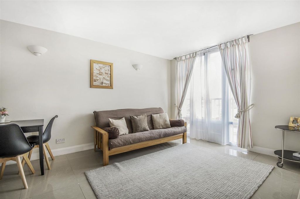 Property photo 1 of 26 Reception Room