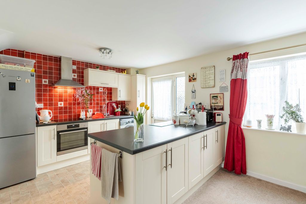 Property photo 1 of 15 1