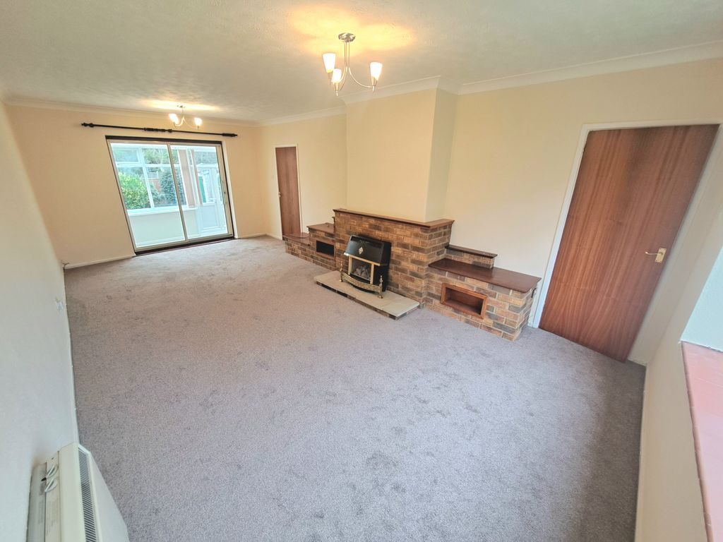 Property photo 3 of 12 Open Space