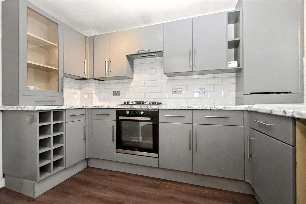 Property photo 3 of 15 Picture No. 07