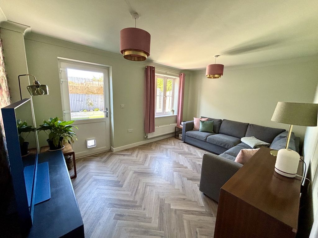 Property photo 3 of 24 Photo 16