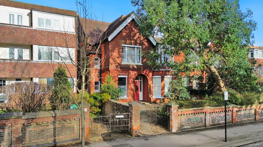 Property photo 1 of 10