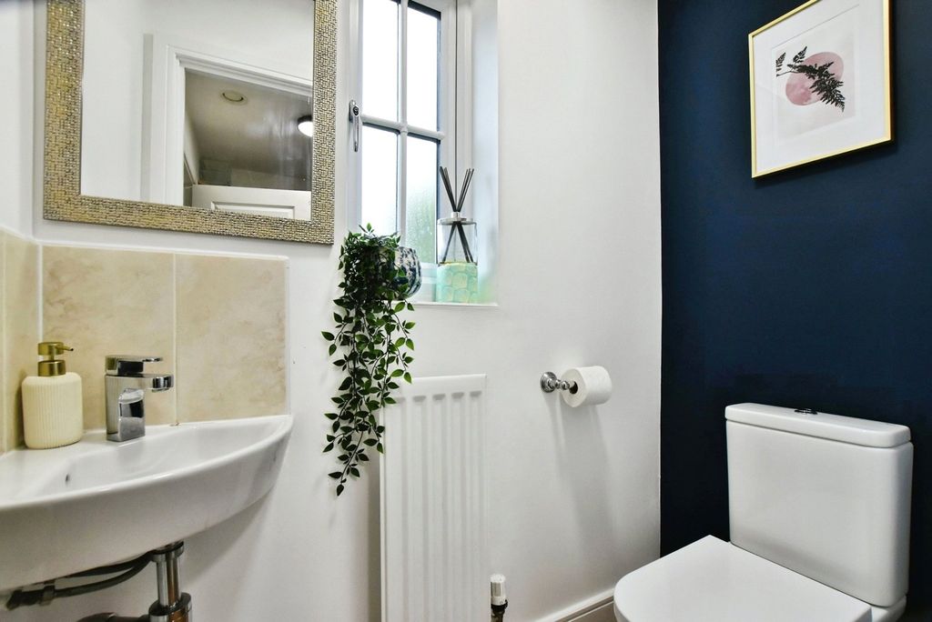 Property photo 3 of 16 Photo