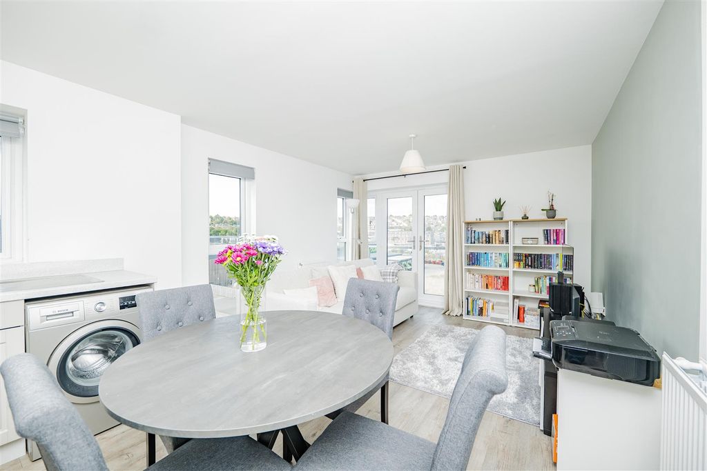 Property photo 3 of 15 P1377191.Jpg