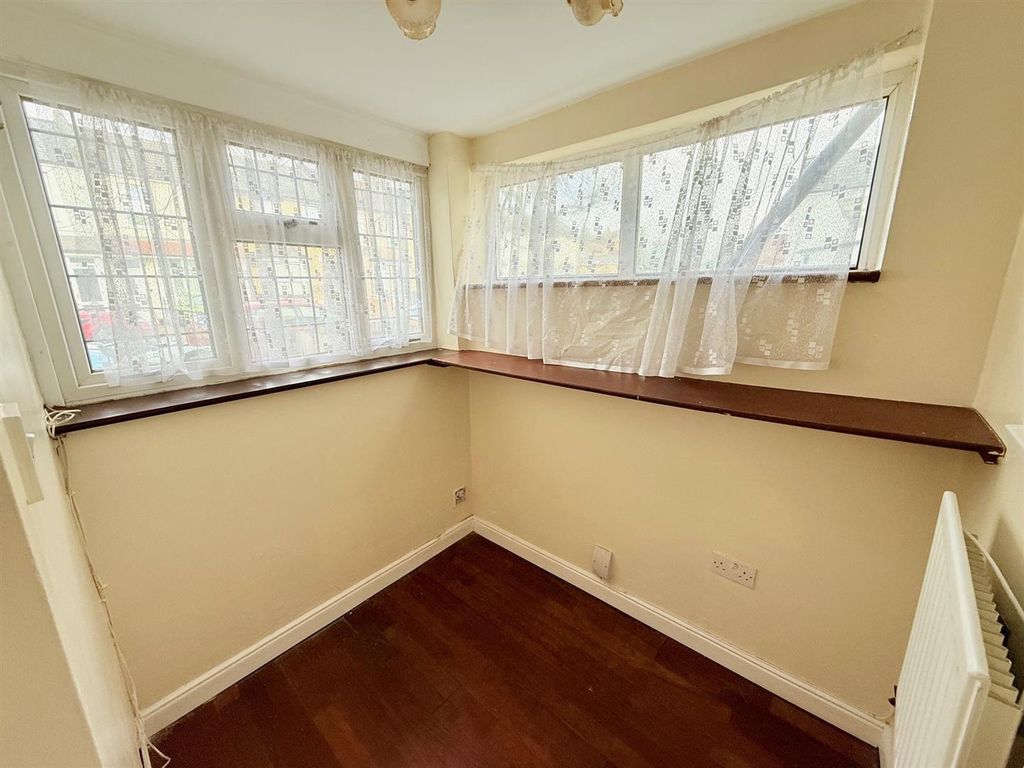 Property photo 3 of 26 1.Jpg