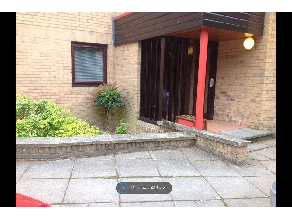 Property photo 2 of 11 Entrance