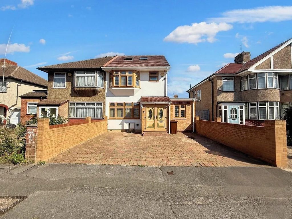 Property photo 1 of 22
