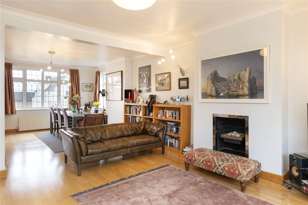 Property photo 1 of 9 Reception Room