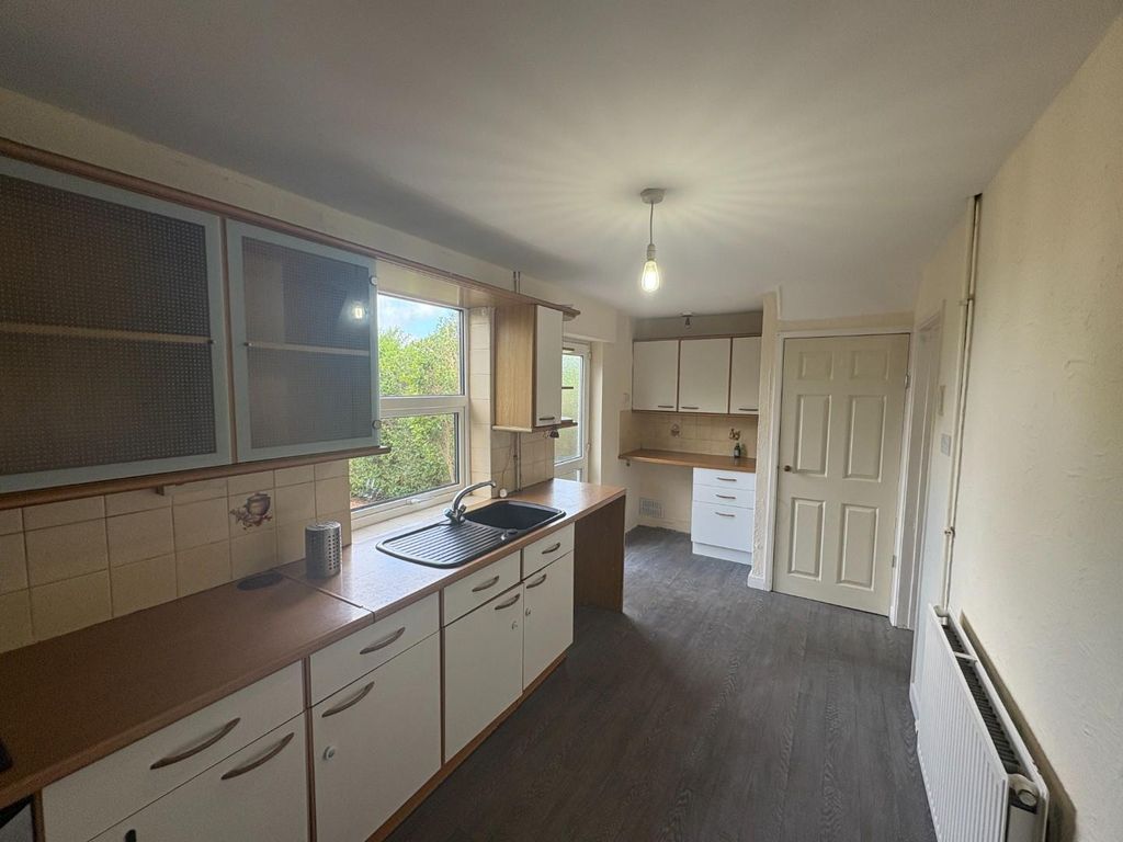 Property photo 2 of 14 Img_6084.Jpg