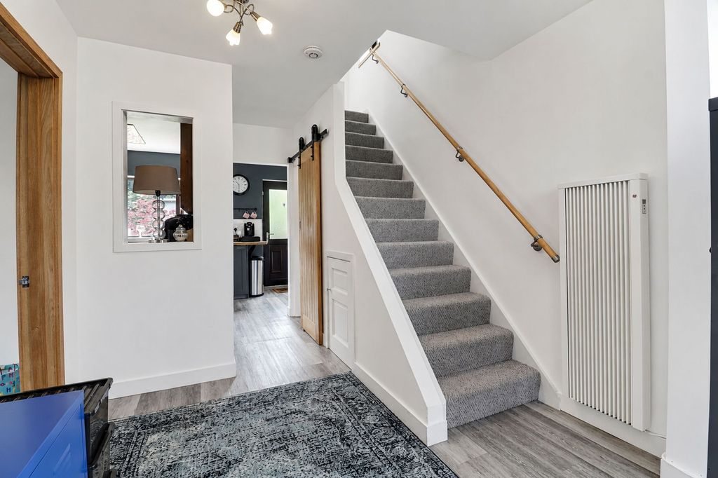 2 bed detached bungalow for saleSaxon Close, Barton-Upon-Humber DN18 photo 5