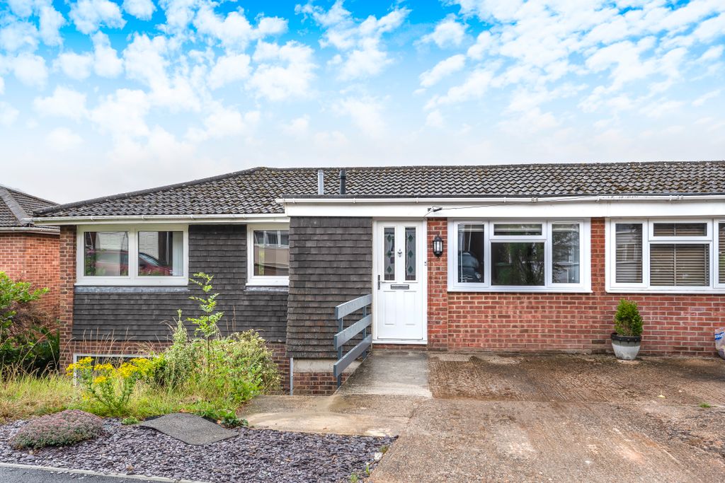 Property photo 1 of 12