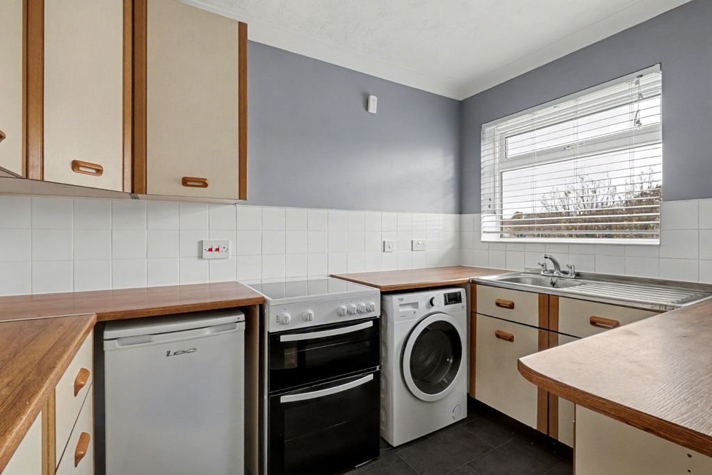 Property photo 3 of 10 4668149