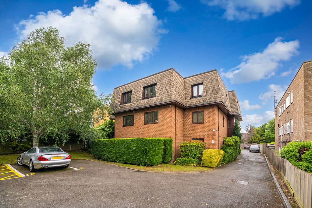 Property photo 1 of 14