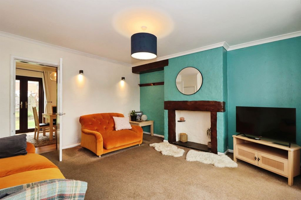 Property photo 3 of 16