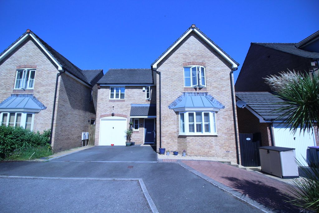 Property photo 2 of 28 Img_0321