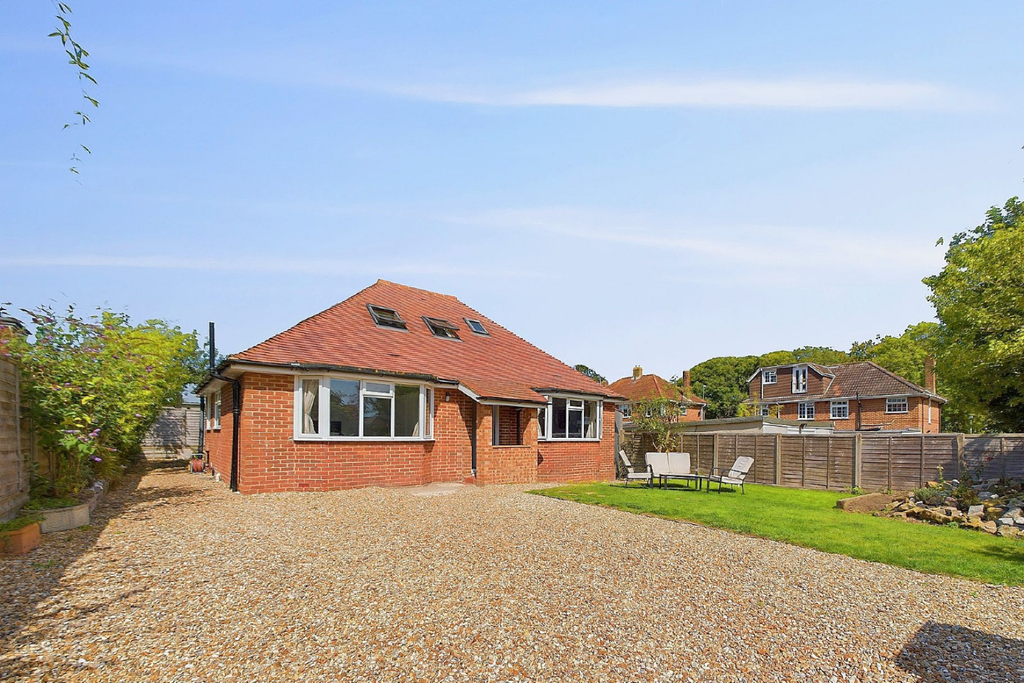 Property photo 1 of 27