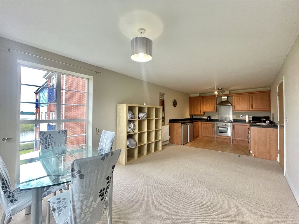 Property photo 2 of 11 Picture No. 21