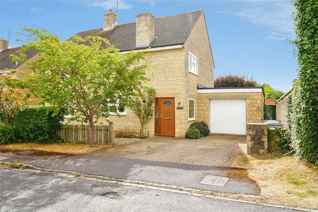 Property photo 2 of 17 Picture No. 18