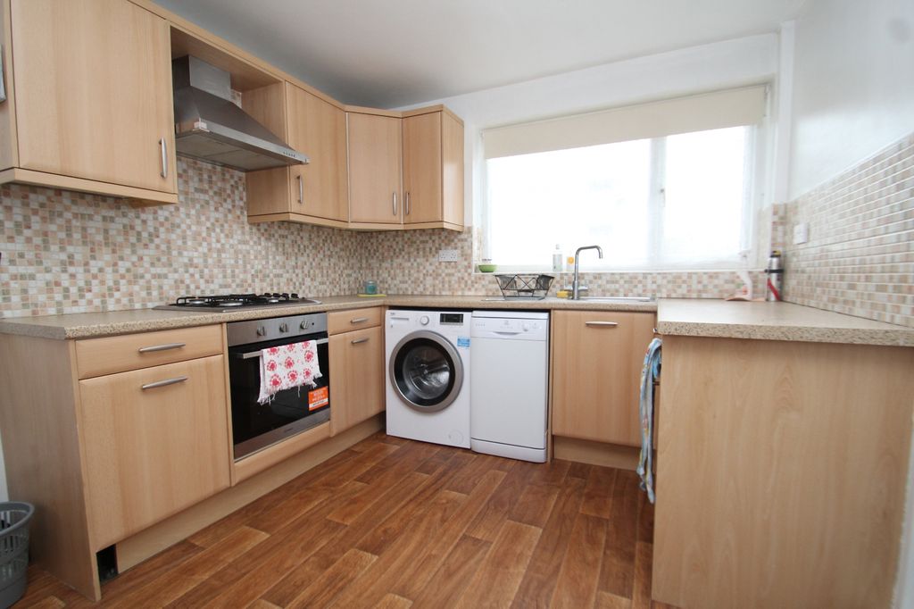 Property photo 2 of 10 0 General