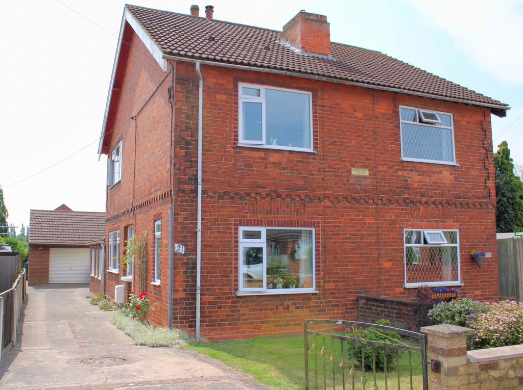 Property photo 1 of 13