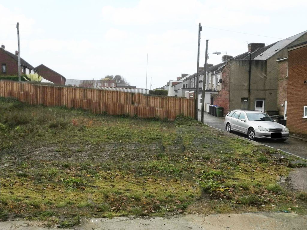 Property photo 2 of 6
