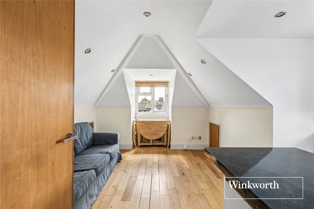 Property photo 2 of 14 Picture No. 08