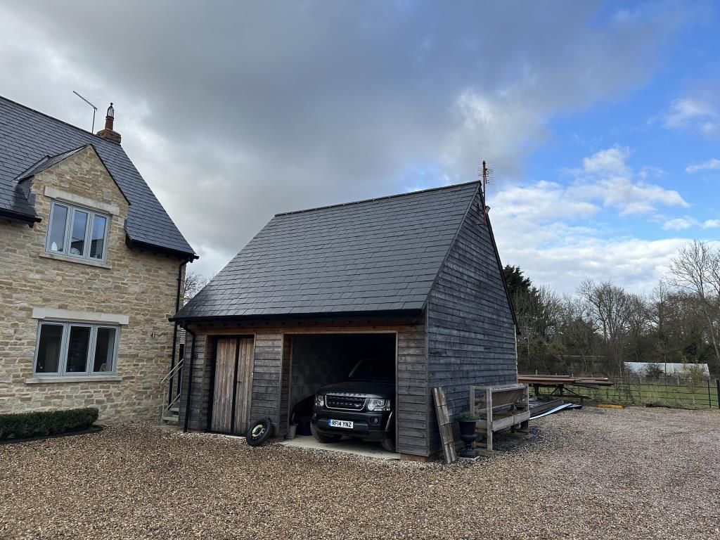 Property photo 1 of 5 External