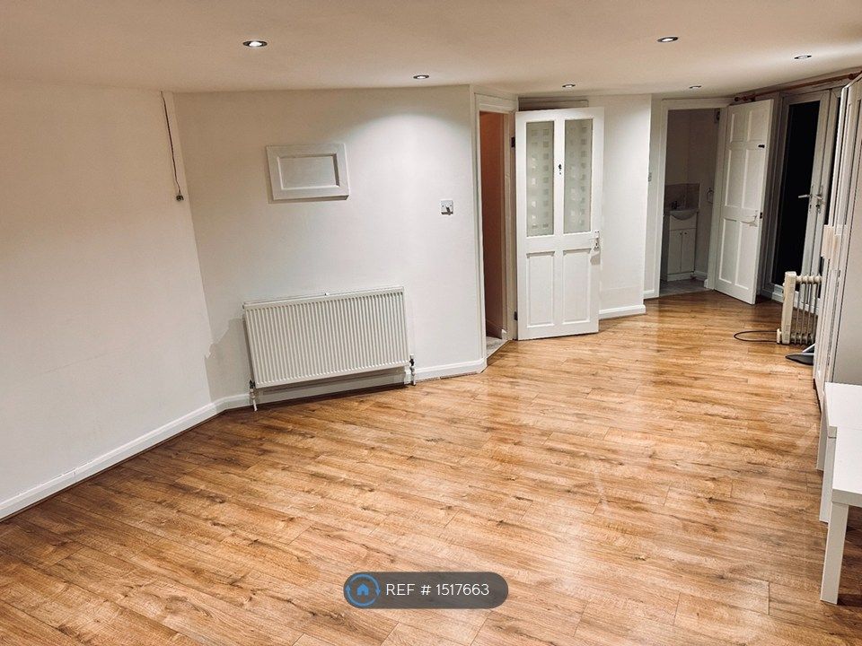 Property photo 1 of 1