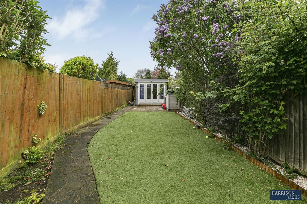 Property photo 3 of 16